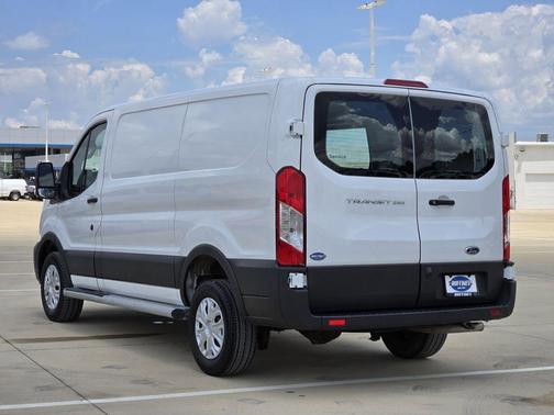 Oxford White 2024 Ford Transit-250 Base