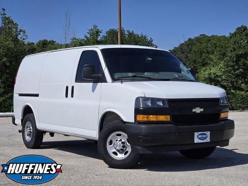 Summit White 2021 Chevrolet Express 2500 Work Van
