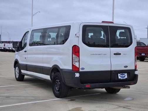 2022 Ford Transit-350 XLT
