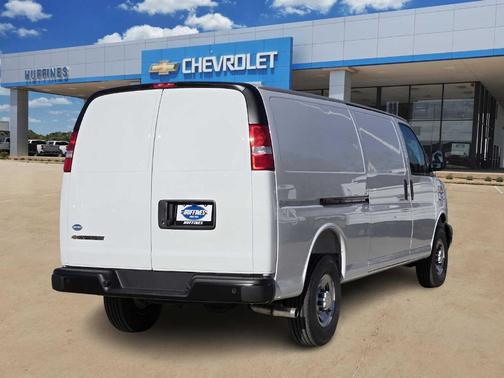 2026 Chevrolet Express 2500 Work Van