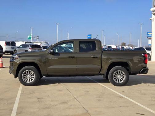 2024 Chevrolet Colorado LT