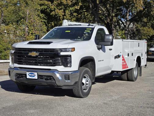 2024 Chevrolet Silverado 3500 WT