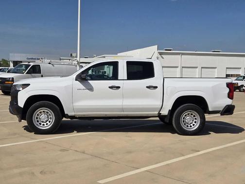 Summit White 2024 Chevrolet Colorado WT