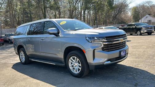 2024 Chevrolet Suburban LT