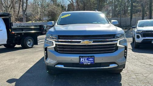 2024 Chevrolet Suburban LT