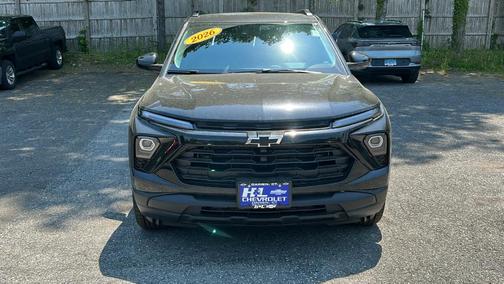 Mosaic Black Metallic 2026 Chevrolet Trailblazer LT