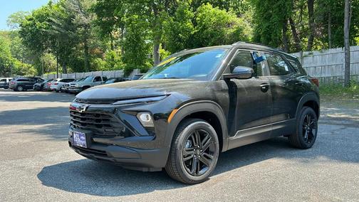 Mosaic Black Metallic 2026 Chevrolet Trailblazer LT