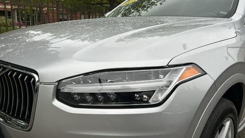 2020 Volvo XC90 T6 Momentum 6 Passenger