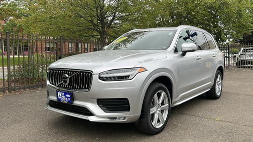 2020 Volvo XC90 T6 Momentum 6 Passenger
