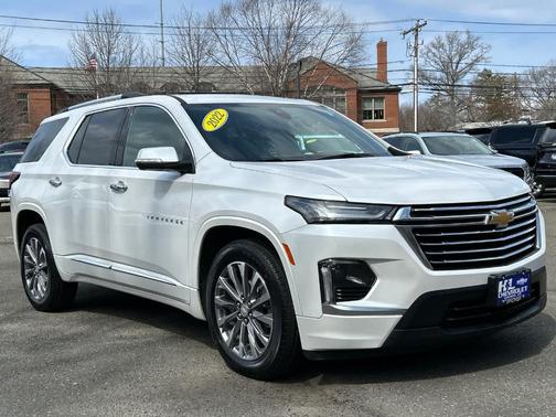 2022 Chevrolet Traverse Premier