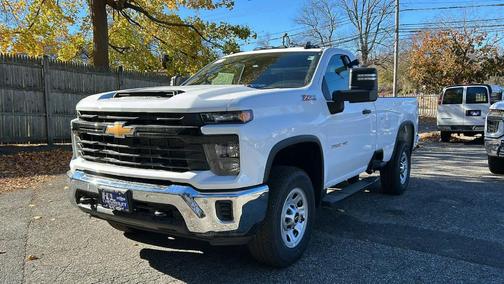 2025 Chevrolet Silverado 3500 WT