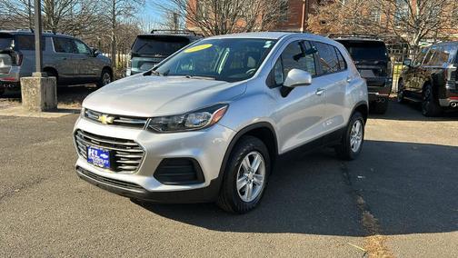 2022 Chevrolet Trax LS