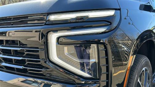 2025 Chevrolet Suburban RST