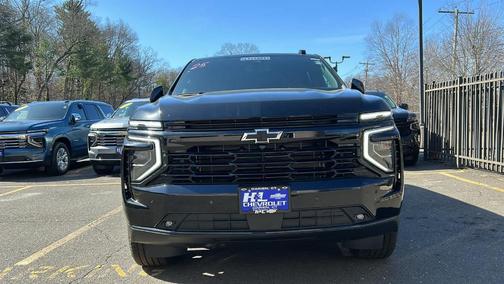 2025 Chevrolet Suburban RST