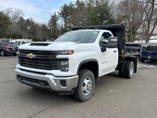2026 Chevrolet Silverado 3500 WT