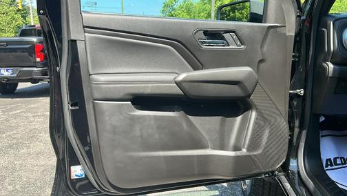 2025 Chevrolet Colorado LT