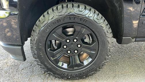 Black 2018 Chevrolet Silverado 1500 LT