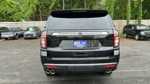 2022 Chevrolet Suburban High Country