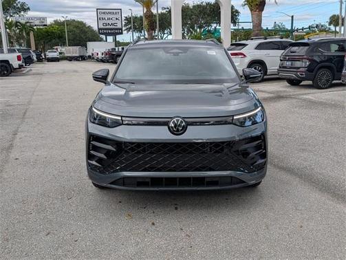 2025 Volkswagen Tiguan 2.0T SE R-Line Black