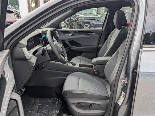 2025 Volkswagen Tiguan 2.0T SE R-Line Black