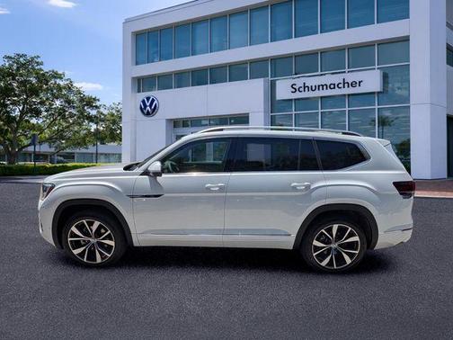 Opal White Pearl 2026 Volkswagen Atlas 2.0T SEL Premium R-Line