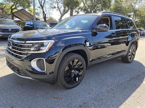 2025 Volkswagen Atlas 2.0T SE w/Technology