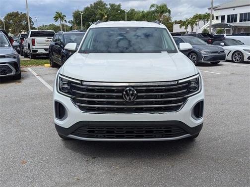 2025 Volkswagen Atlas 2.0T SE w/Technology