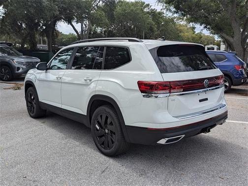 2025 Volkswagen Atlas 2.0T SE w/Technology