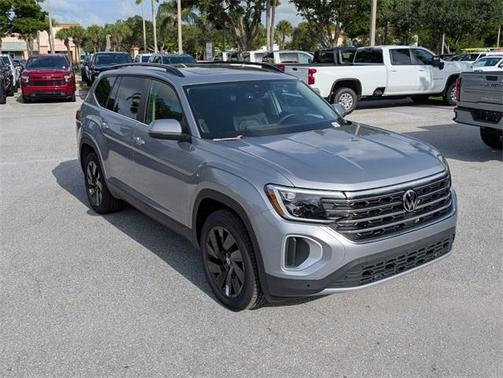 2025 Volkswagen Atlas 2.0T SE w/Technology