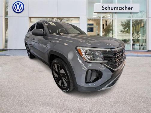 2025 Volkswagen Atlas Cross Sport 2.0T SE w/Technology