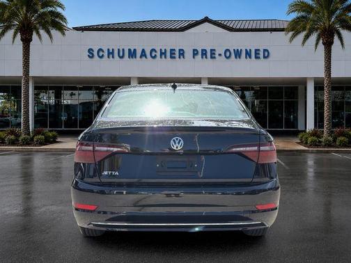 Deep Black Pearl Effect 2020 Volkswagen Jetta 1.4T SEL