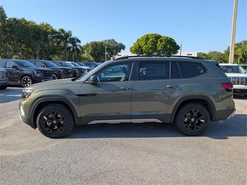 2025 Volkswagen Atlas 2.0T Peak Edition