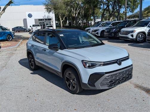 2026 Volkswagen Taos 1.5T SE Black