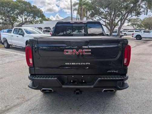 2021 GMC Sierra 1500 AT4