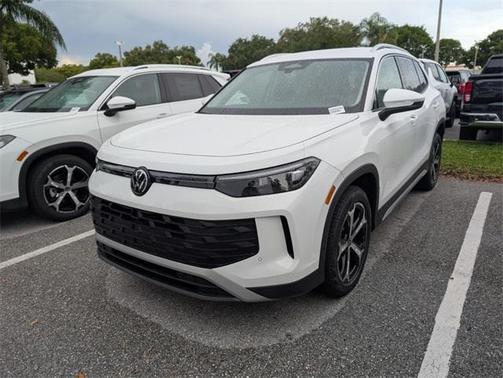 2025 Volkswagen Tiguan 2.0T SE