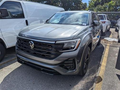2025 Volkswagen Atlas Cross Sport 2.0T SEL R-Line Black