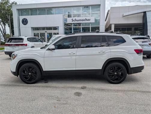 2023 Volkswagen Atlas 3.6L SE w/Technology