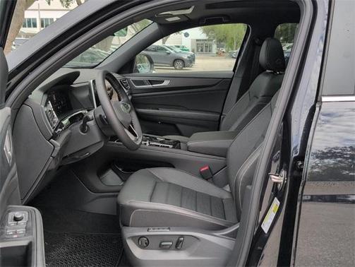2025 Volkswagen Atlas Cross Sport 2.0T SEL