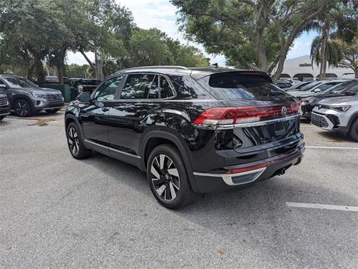 2025 Volkswagen Atlas Cross Sport 2.0T SEL