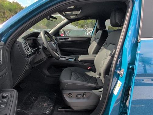 2025 Volkswagen Atlas Cross Sport 2.0T SE