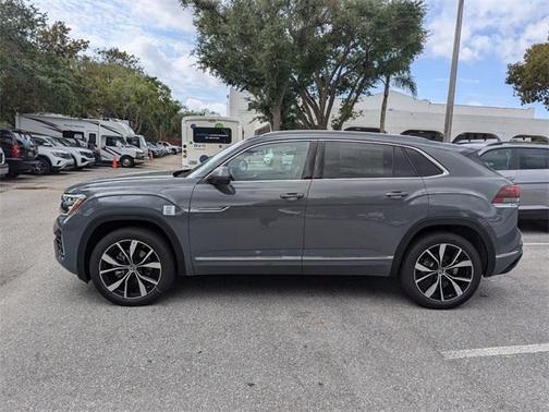 2025 Volkswagen Atlas Cross Sport 2.0T SEL Premium R-Line