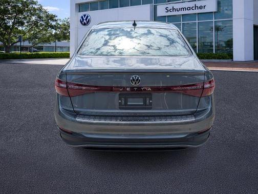 Platinum Gray Metallic 2026 Volkswagen Jetta 1.5T Sport