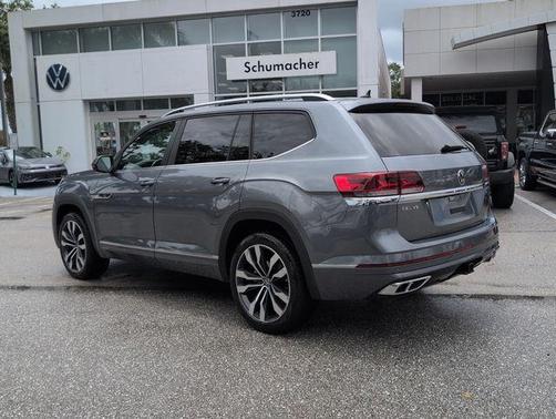 Platinum Gray Metallic 2021 Volkswagen Atlas 3.6 V6 SEL R-Line