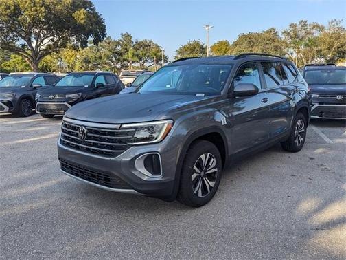 2025 Volkswagen Atlas 2.0T SE