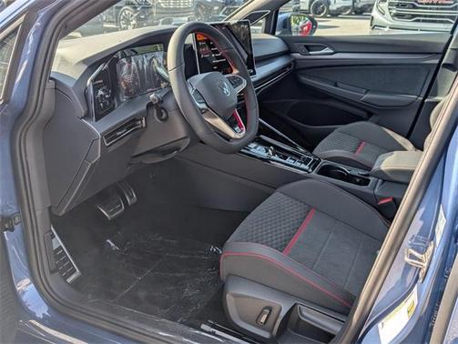 2025 Volkswagen Golf GTI 2.0T SE