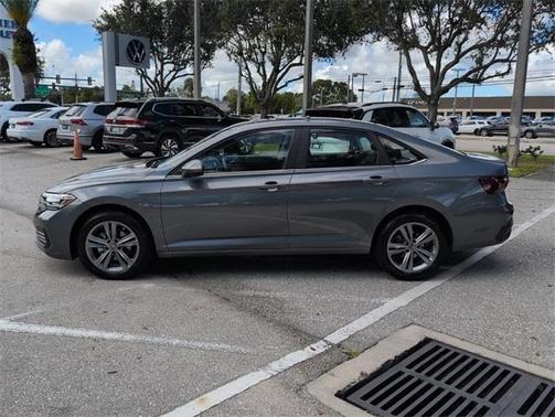 2022 Volkswagen Jetta 1.5T SE