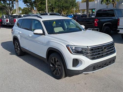 2025 Volkswagen Atlas 2.0T SE w/Technology