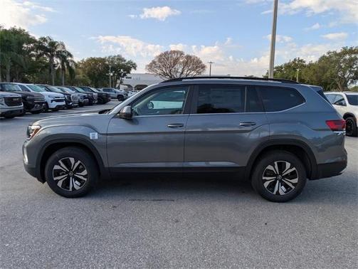 2025 Volkswagen Atlas 2.0T SE