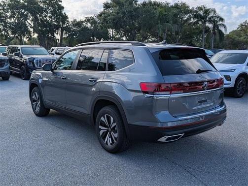 2025 Volkswagen Atlas 2.0T SE