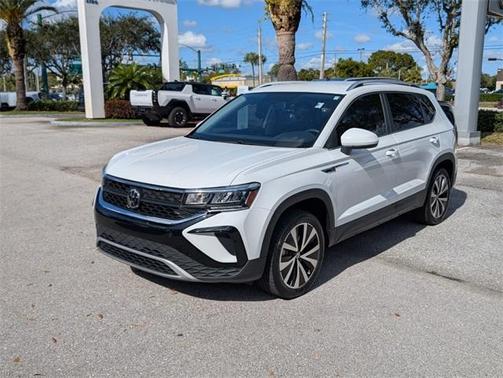 2022 Volkswagen Taos 1.5T SE